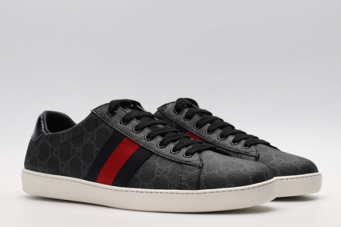 G*u*i low-top sneaker g582-2369