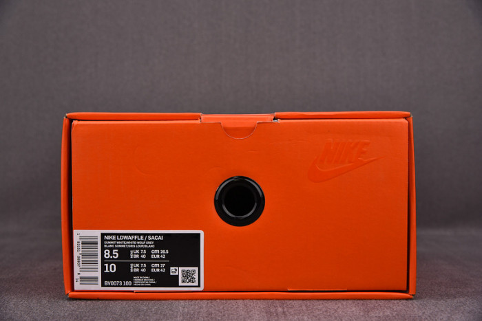 nike ld waffle sacai summit white bv0073-100