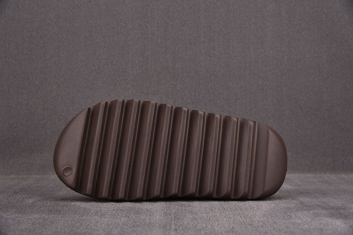 a*d*i*s Y**zy slide soot - g55495/gx6141