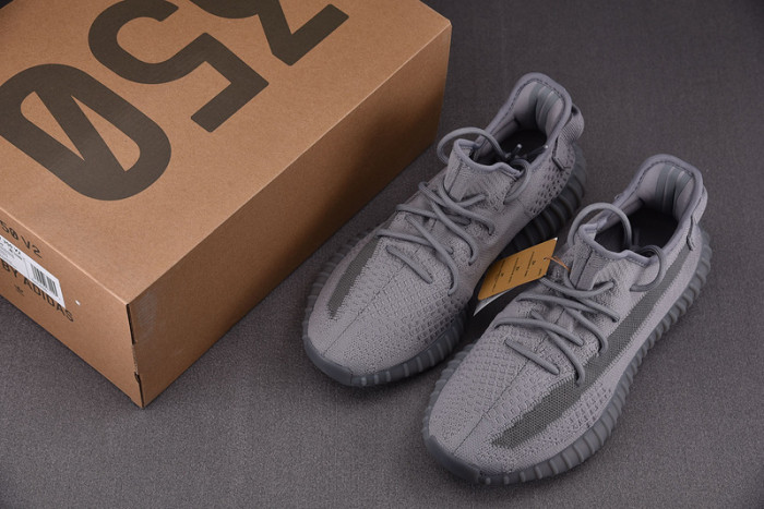 a*d*i*s Y**zy 350 boost v2 space ash space grey if3219