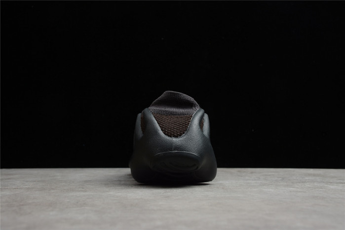 a*d*i*s Y**zy 450 “cloud black”