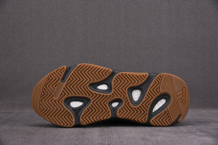 a*d*i*s Y**zy boost 700 v2 geode eg6860