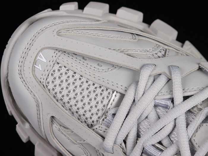 blcg track trainer w2rb29001