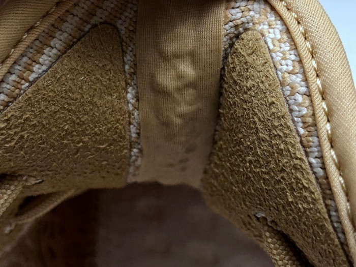 a*d*i*s Y**zy boost 350 v2 clay eg7490