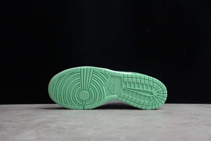 nike dunk low green glow (w) dd1503-105
