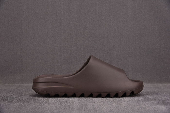 a*d*i*s Y**zy slide soot - g55495/gx6141