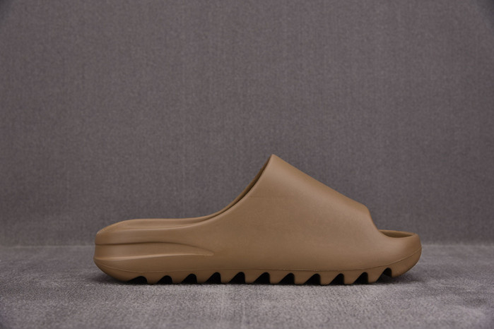 Y**zy slide earth brown fv8425