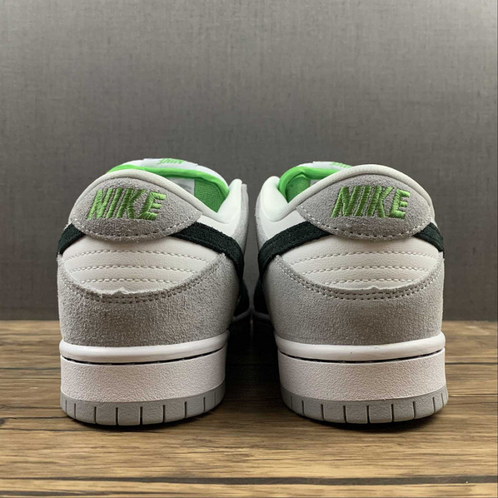 nike sb dunk low chlorophyll - bq6817-011