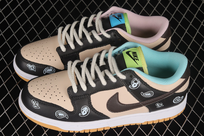 dunk low se black/dark chocolate/copa/pink foam dh0952-001-003