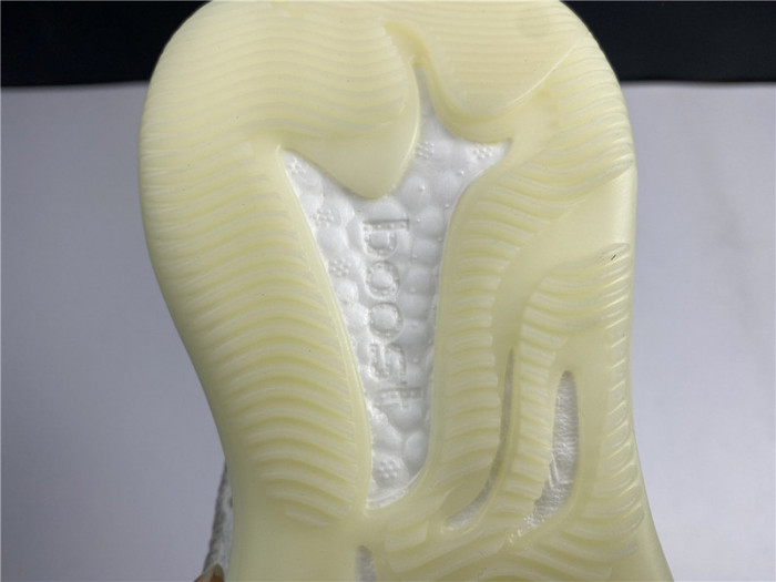 a*d*i*s Y**zy boost 380 calcite glow gz8868