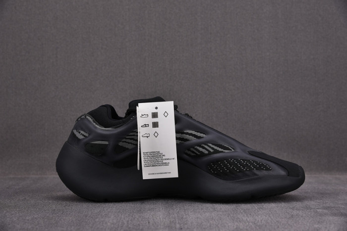 Y**zy 700 v3 glow in the dark h67799