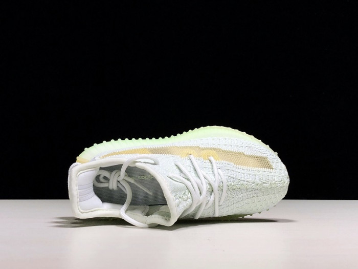 a*d*i*s Y**zy boost 350 v2 hyperspace eg7491 kids