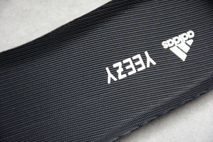 a*d*i*s Y**zy boost 380 “black” fb7876