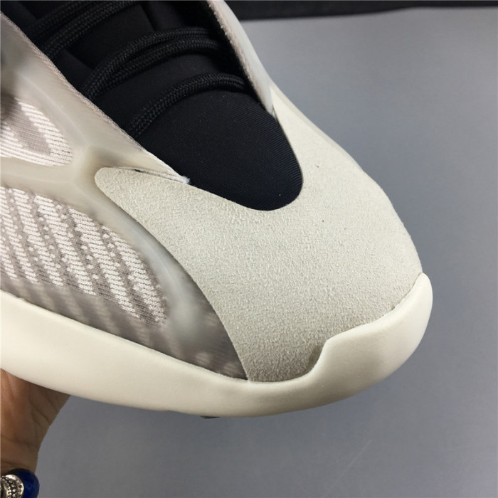 a*d*i*s Y**zy foam runner Y**zy boost 700 v3 ”ef9897