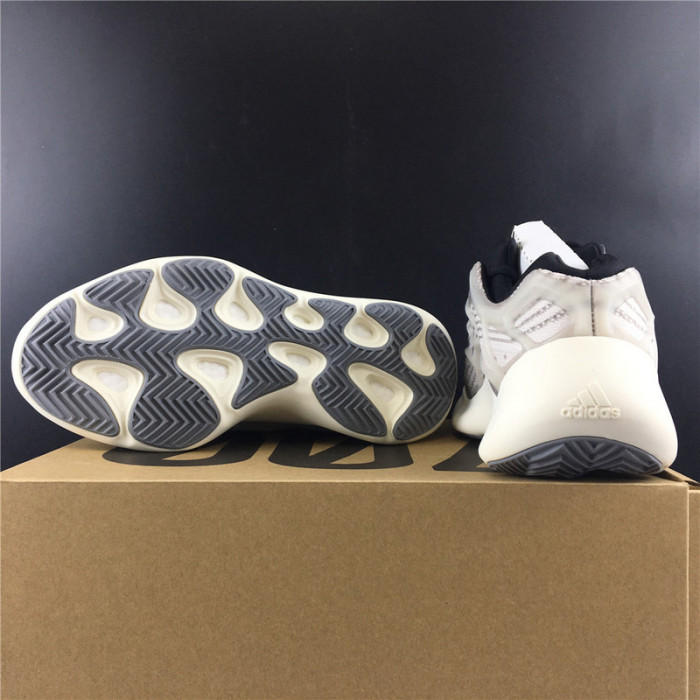 a*d*i*s Y**zy foam runner Y**zy boost 700 v3 ”ef9897