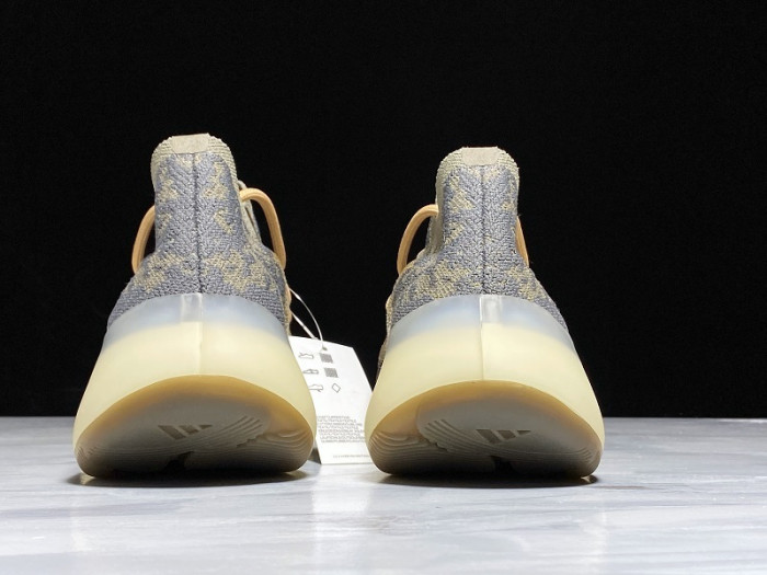 a*d*i*s Y**zy boost 380 mist earthly reflective fx9846
