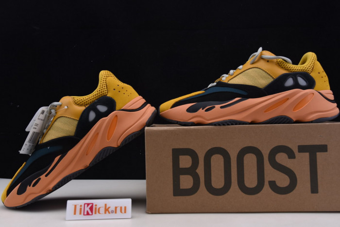 a*d*i*s Y**zy boost 700 new colorway sun yellow wave runner gz6984