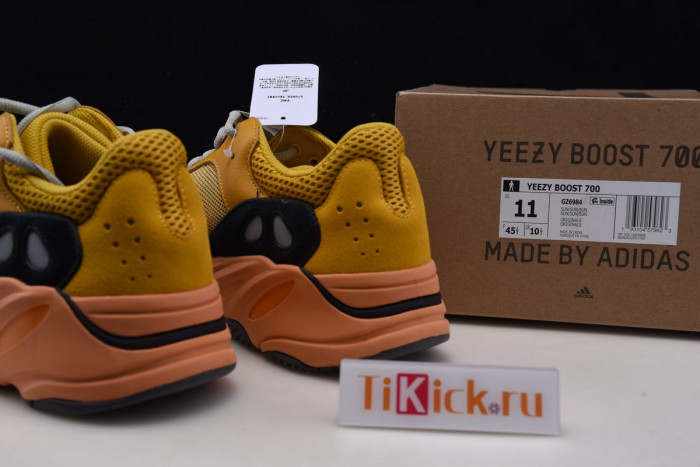 a*d*i*s Y**zy boost 700 new colorway sun yellow wave runner gz6984