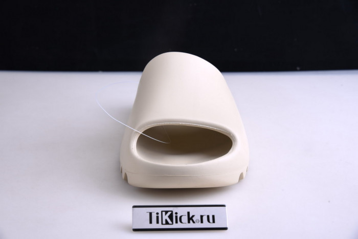 kanye west x a*d*i*s Y**zy slide “resin”fw6345