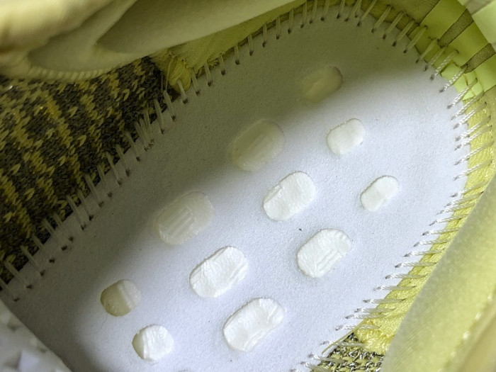 a*d*i*s Y**zy boost 350 v2 antlia (reflective) fv3255