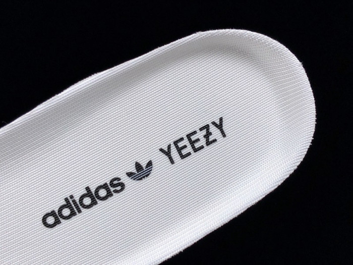 a*d*i*s Y**zy boost 350 v2 static ef2905